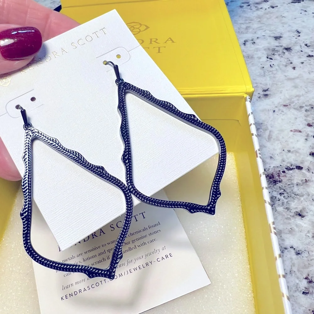 NWT Kendra Scott Navy Gunmetal Sophee Earrings Very Rare Super Hard To Find WOW - Picture 6 of 7